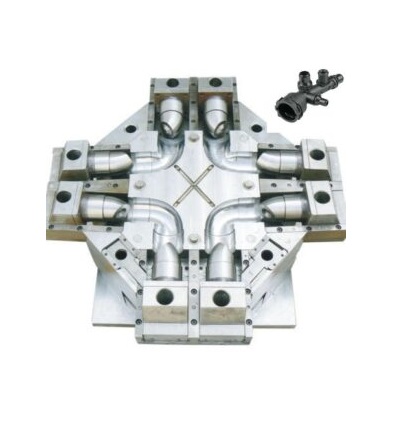 High-precision-plastic-injection-molding-and-make-plastic-injection-connector-mould-300×300