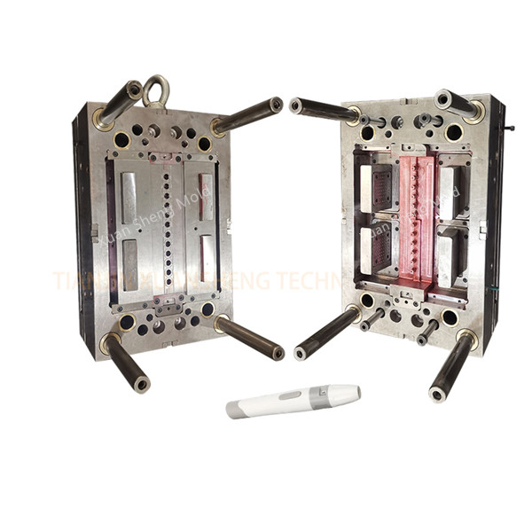 Medical lancing device injection mold & molding-1